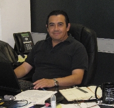 Dr Mario Bueno
